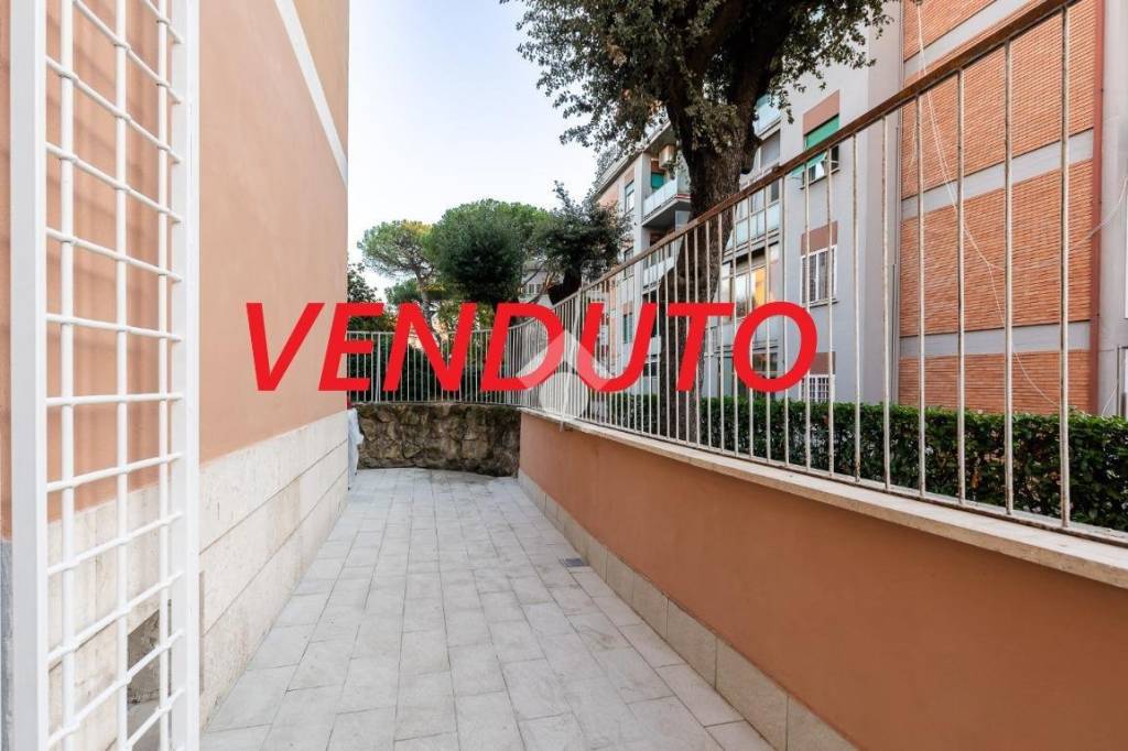 appartamento in vendita a Roma in zona Torrevecchia