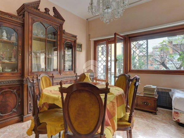 appartamento in vendita a Roma in zona Appio Latino