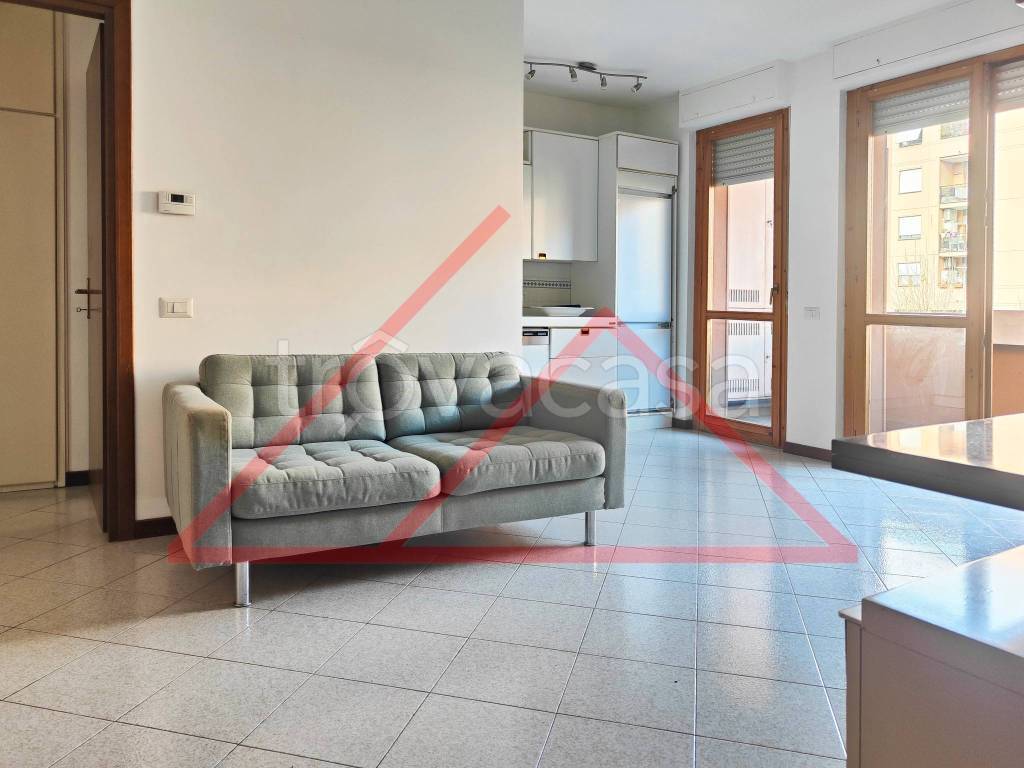 appartamento in vendita a Roma in zona Giuliano Dalmata