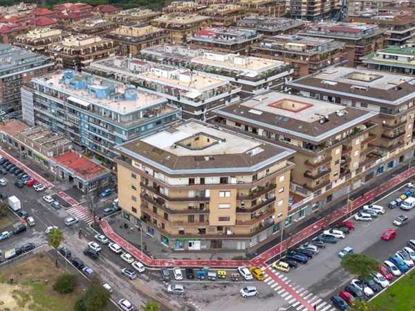 appartamento in vendita a Roma in zona Ostia