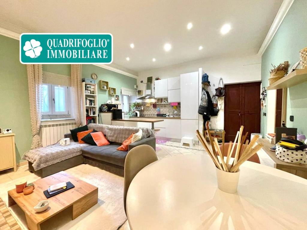 appartamento in vendita a Roma in zona Prenestino-Labicano