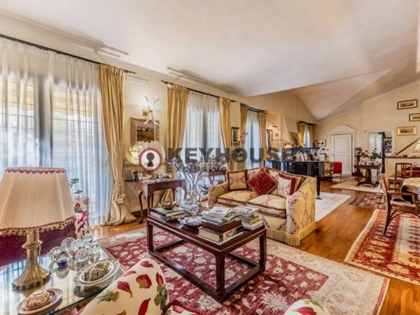 casa indipendente in vendita a Roma in zona EUR