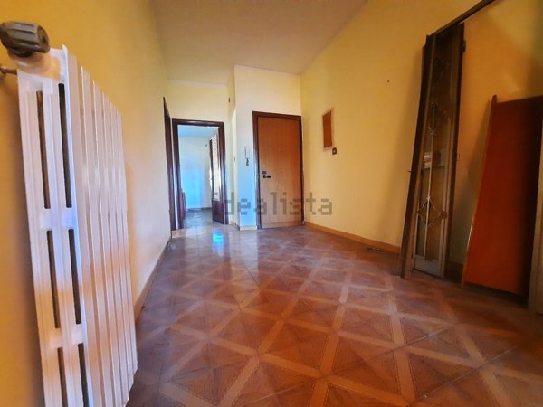 appartamento in vendita a Roma in zona Tor Bella Monaca