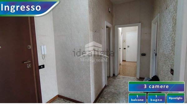 appartamento in vendita a Roma in zona Ostiense