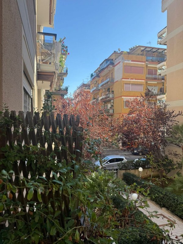 appartamento in vendita a Roma in zona Ostia