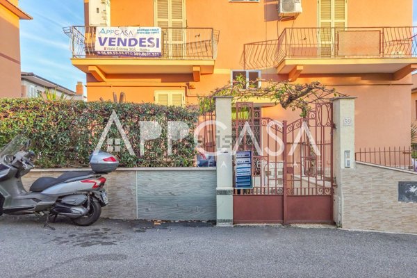 appartamento in vendita a Roma in zona Monte Sacro/Talenti