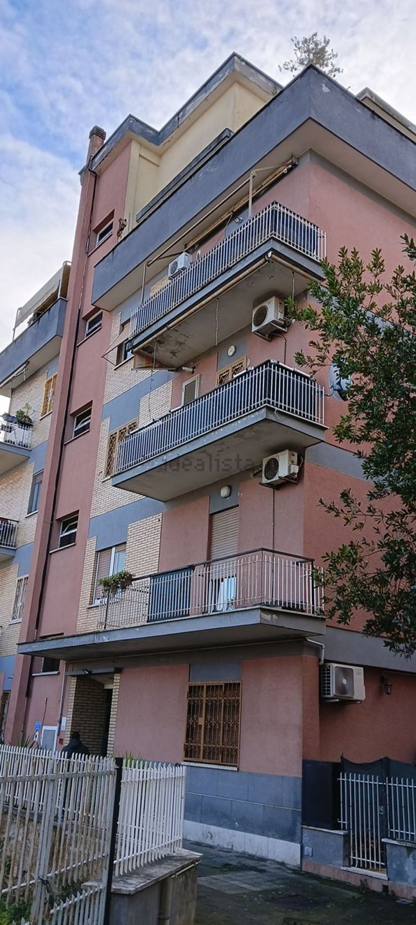 appartamento in vendita a Roma in zona Alessandrino