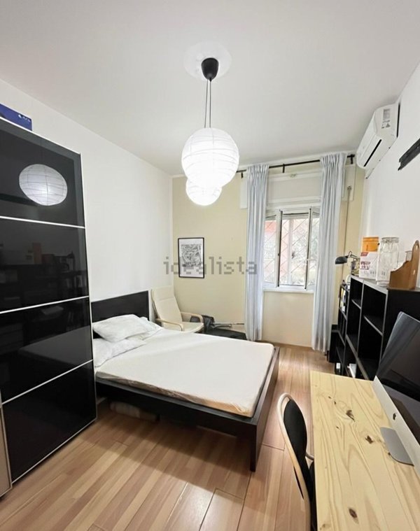 appartamento in vendita a Roma in zona Ostiense