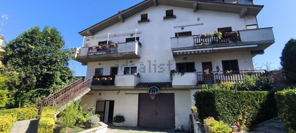 appartamento in vendita a Roma in zona Selva Candida