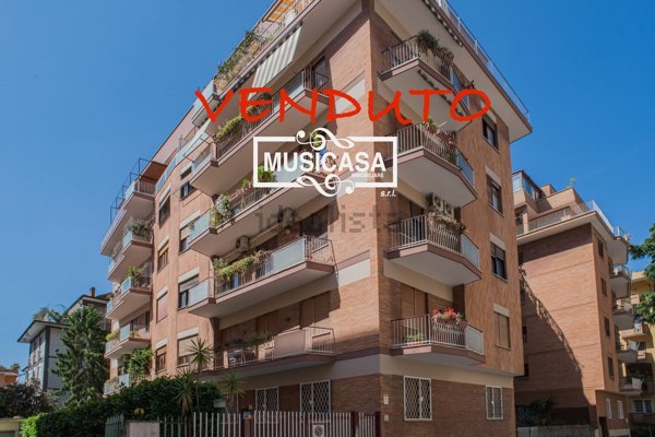 appartamento in vendita a Roma