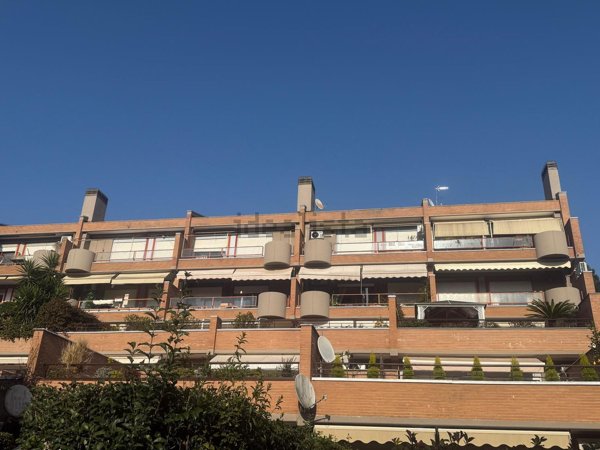 appartamento in vendita a Roma in zona Olgiata