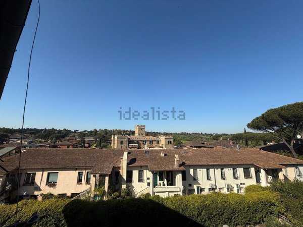appartamento in vendita a Roma in zona Appio Pignatelli