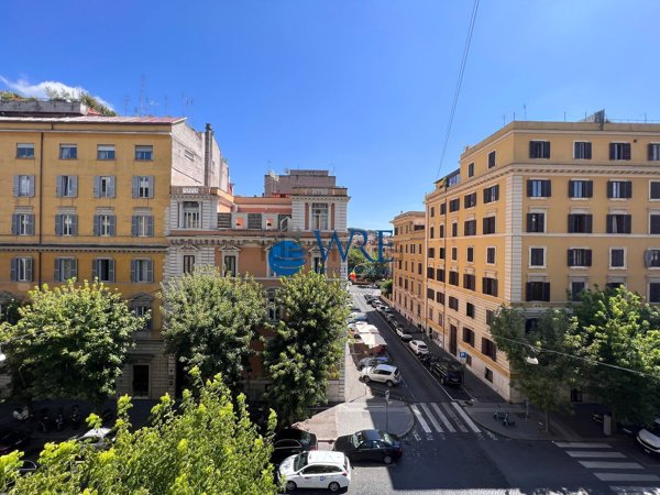 appartamento in vendita a Roma in zona Rione Prati