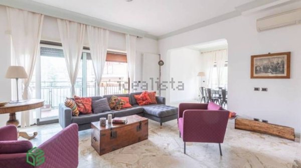 appartamento in vendita a Roma in zona Tomba di Nerone