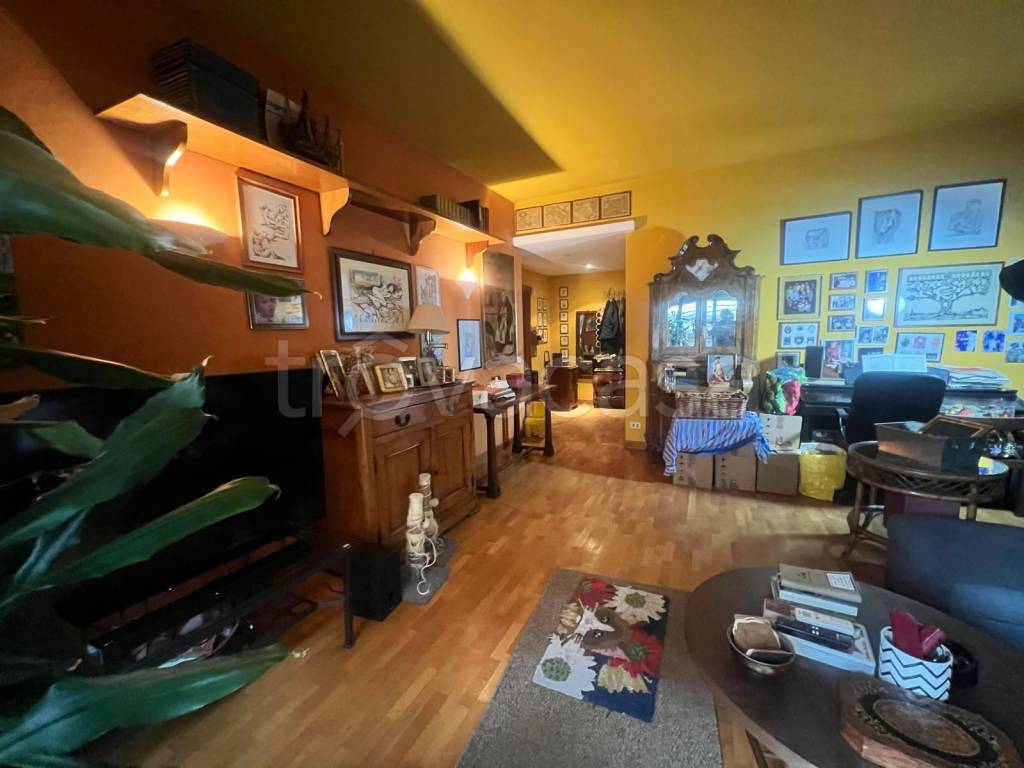 appartamento in vendita a Roma in zona EUR