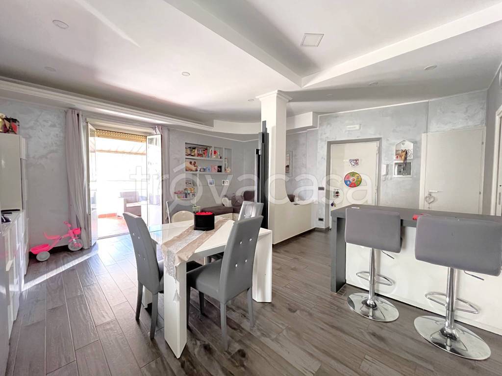 appartamento in vendita a Roma in zona Portuense