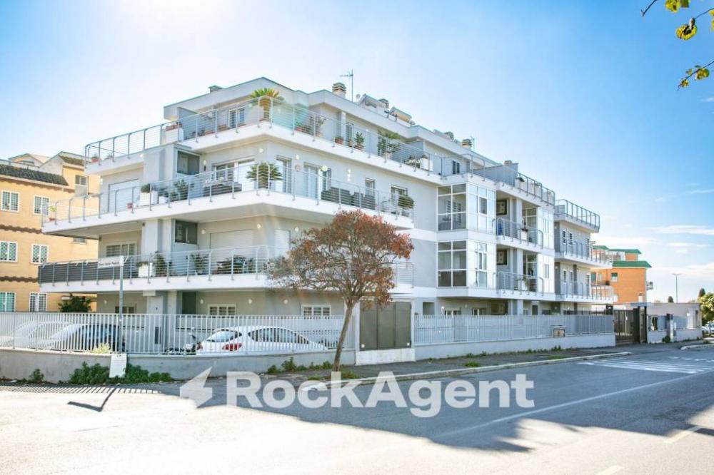 appartamento in vendita a Roma in zona Massimina/Casal Lumbroso