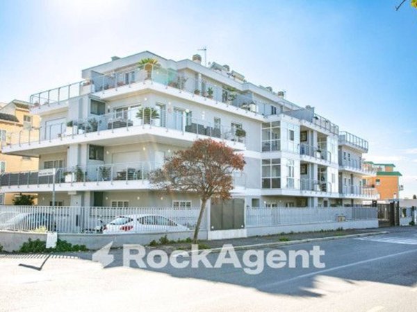 appartamento in vendita a Roma in zona Massimina/Casal Lumbroso