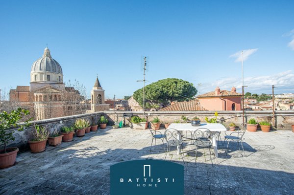 appartamento in vendita a Roma in zona Ostiense