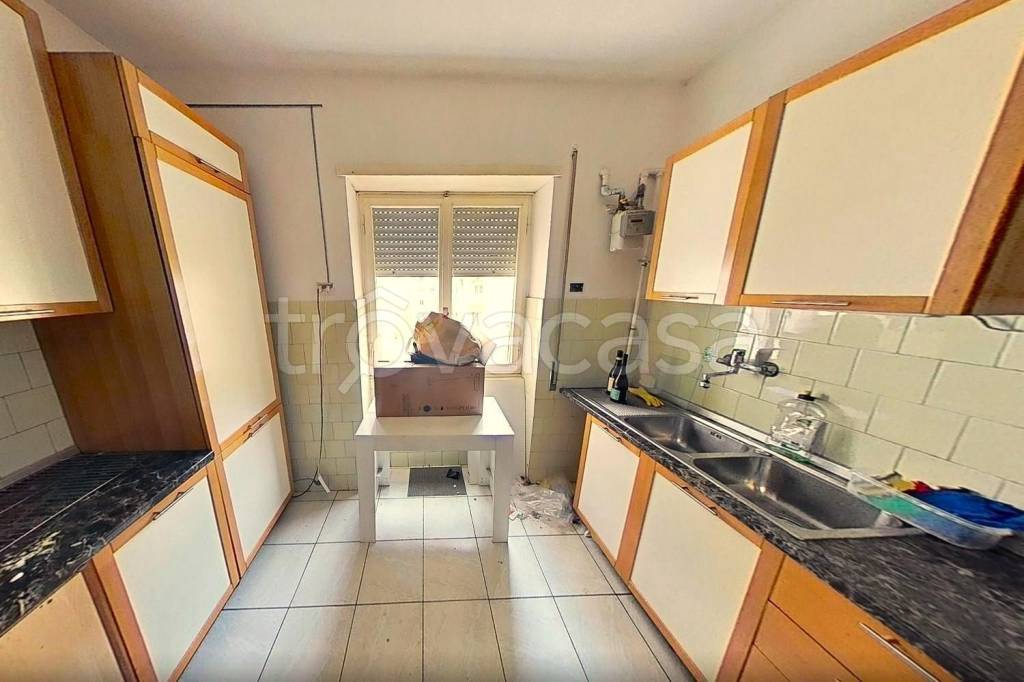appartamento in vendita a Roma in zona Don Bosco