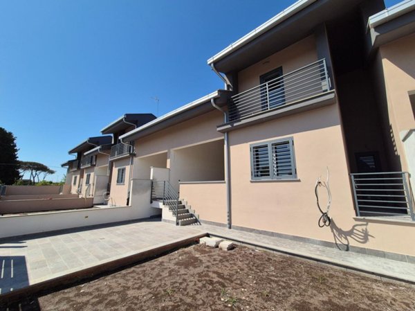 casa indipendente in vendita a Roma in zona Dragona/Bagnoletto