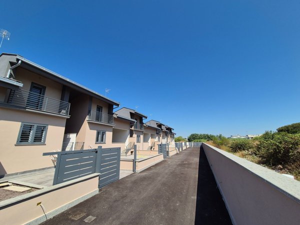 casa indipendente in vendita a Roma