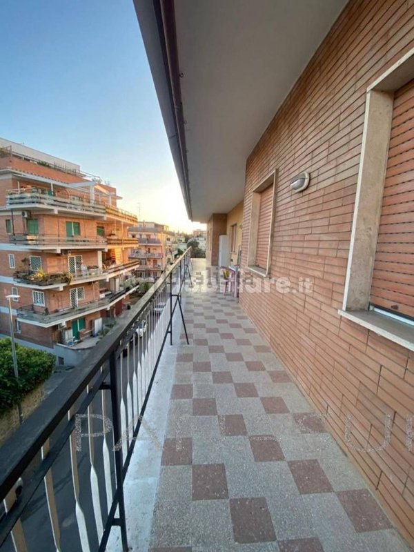 appartamento in vendita a Roma in zona Prima Porta