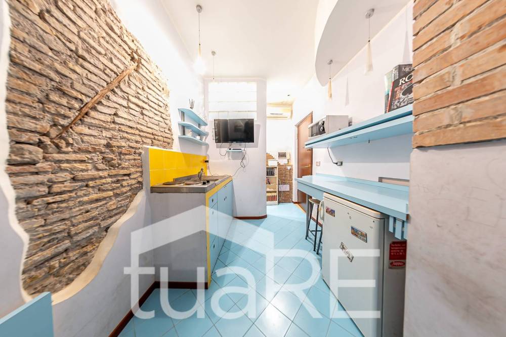 appartamento in vendita a Roma in zona Trastevere