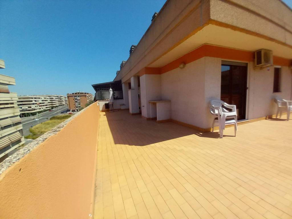 appartamento in vendita a Roma in zona Ponte di Nona