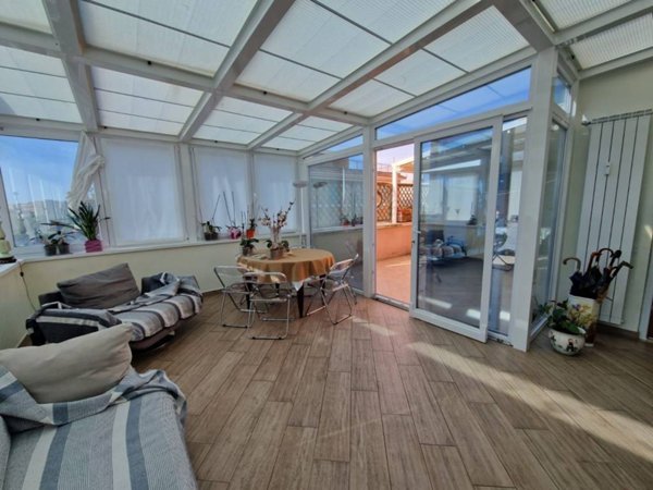 appartamento in vendita a Roma in zona Appio Latino