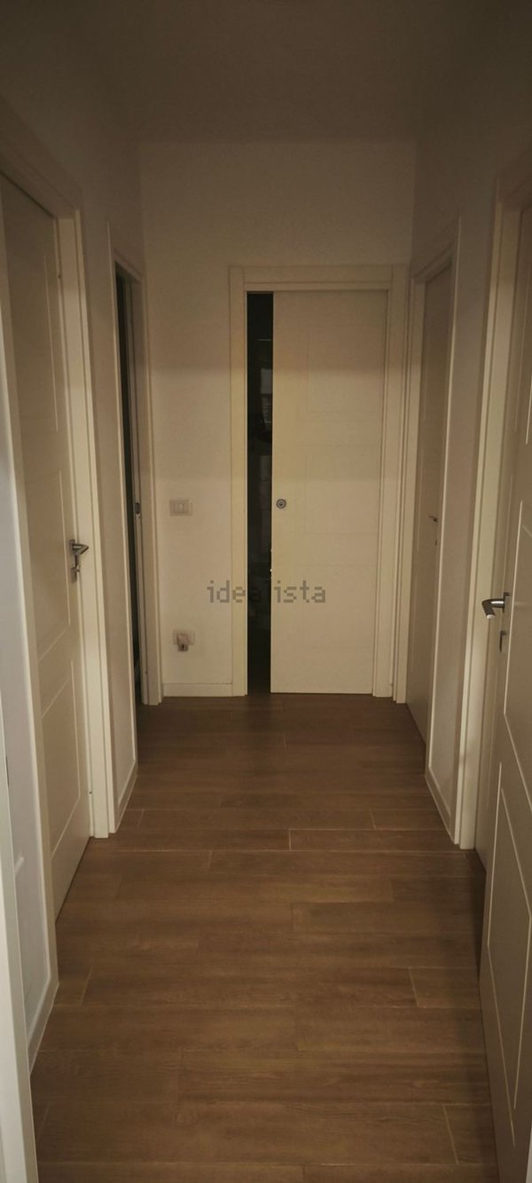 appartamento in vendita a Roma in zona Tor de' Cenci