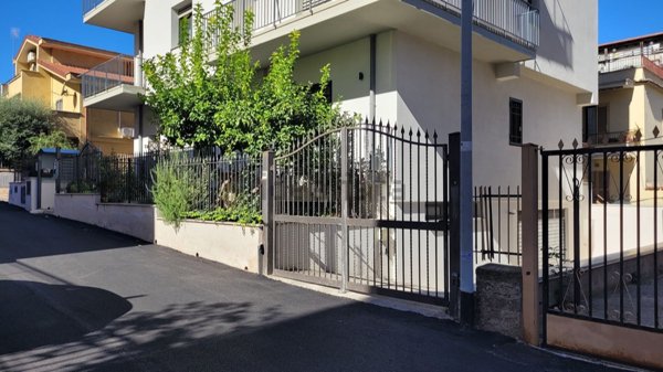 appartamento in vendita a Roma in zona Finocchio