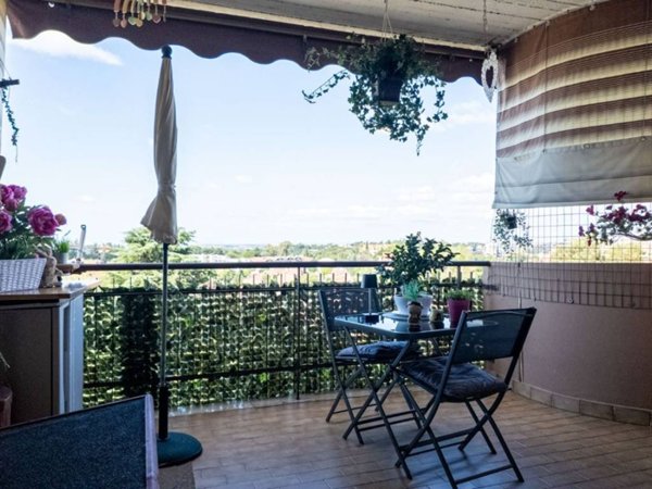 appartamento in vendita a Roma in zona Tor de' Cenci