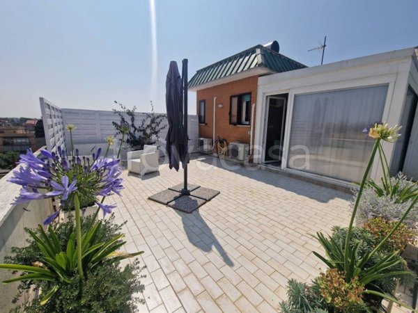 appartamento in vendita a Roma in zona Massimina/Casal Lumbroso