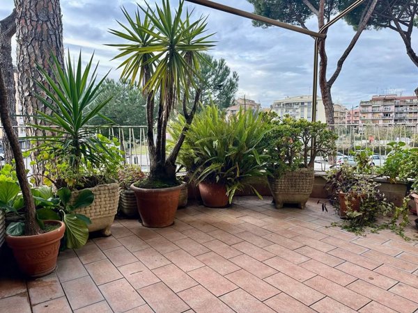 appartamento in vendita a Roma in zona Monte Sacro/Talenti