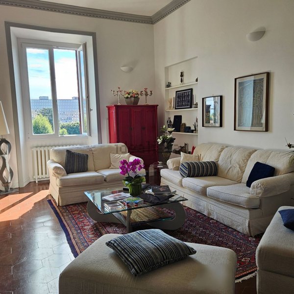 appartamento in vendita a Roma in zona Castro Pretorio