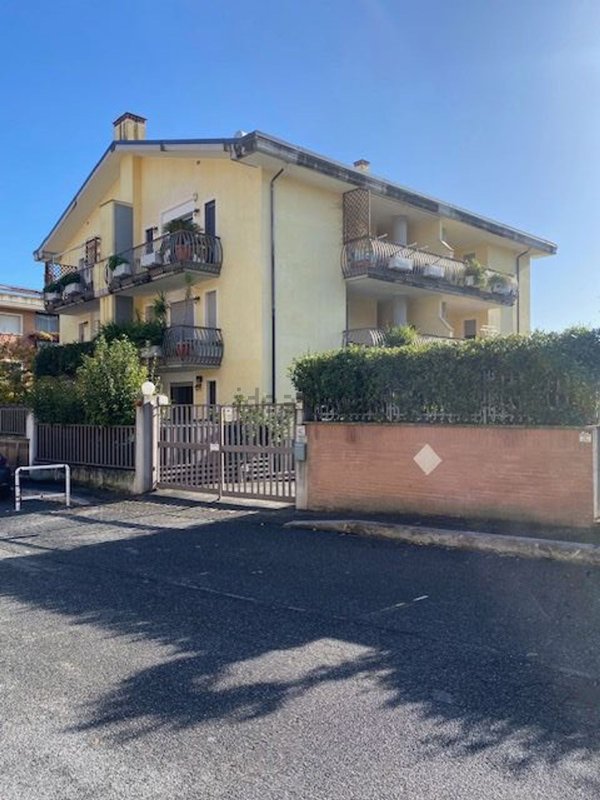 appartamento in vendita a Roma in zona La Giustiniana