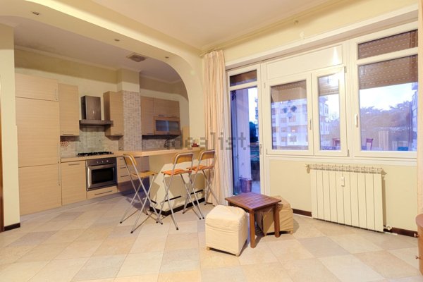 appartamento in vendita a Roma in zona Ardeatino