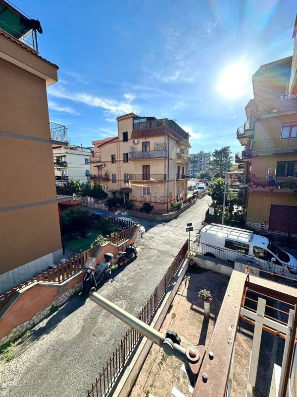 appartamento in vendita a Roma in zona Prima Porta