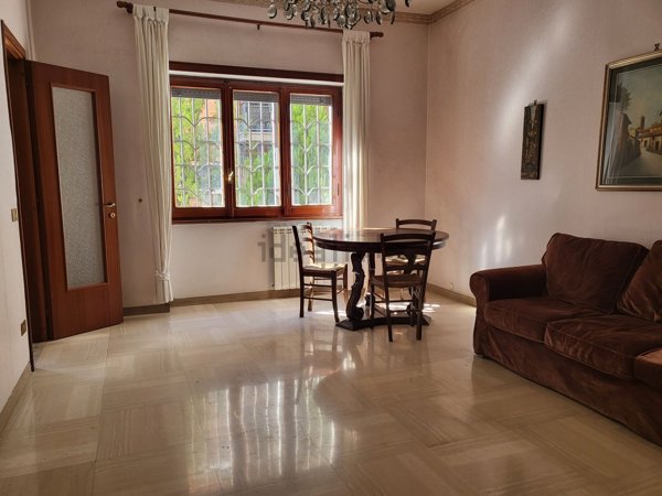 appartamento in vendita a Roma in zona Appio Claudio