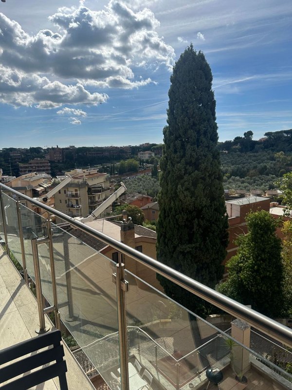 appartamento in vendita a Roma in zona Portuense