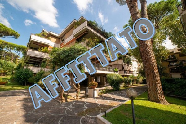 appartamento in vendita a Roma in zona Tor di Quinto