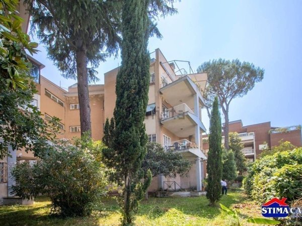 appartamento in vendita a Roma