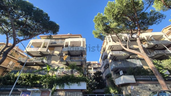 appartamento in vendita a Roma in zona Monte Sacro/Talenti