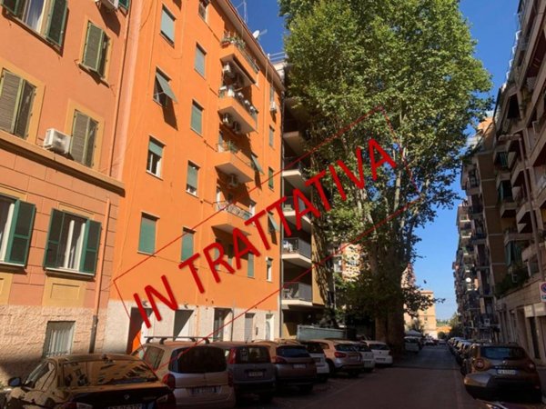 appartamento in vendita a Roma in zona Prenestino-Labicano
