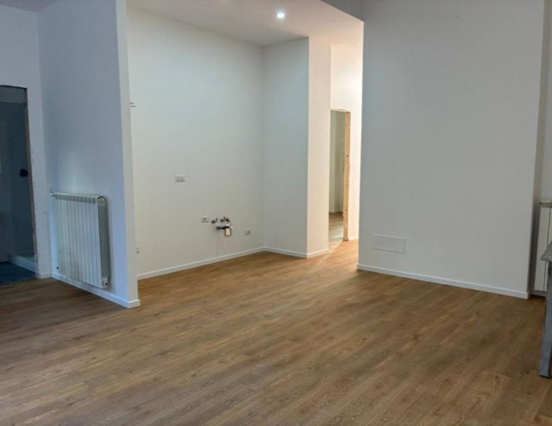 appartamento in vendita a Roma in zona Prenestino-Labicano