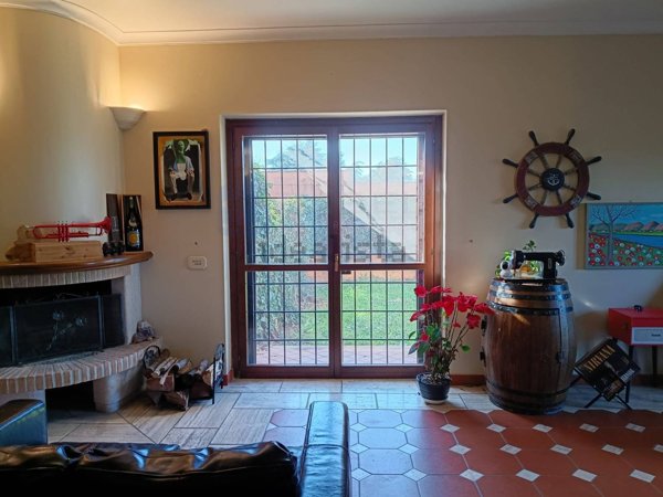 appartamento in vendita a Roma in zona Trigoria