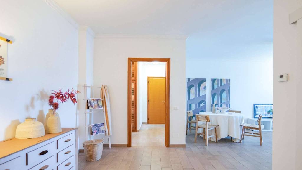 appartamento in vendita a Roma in zona EUR