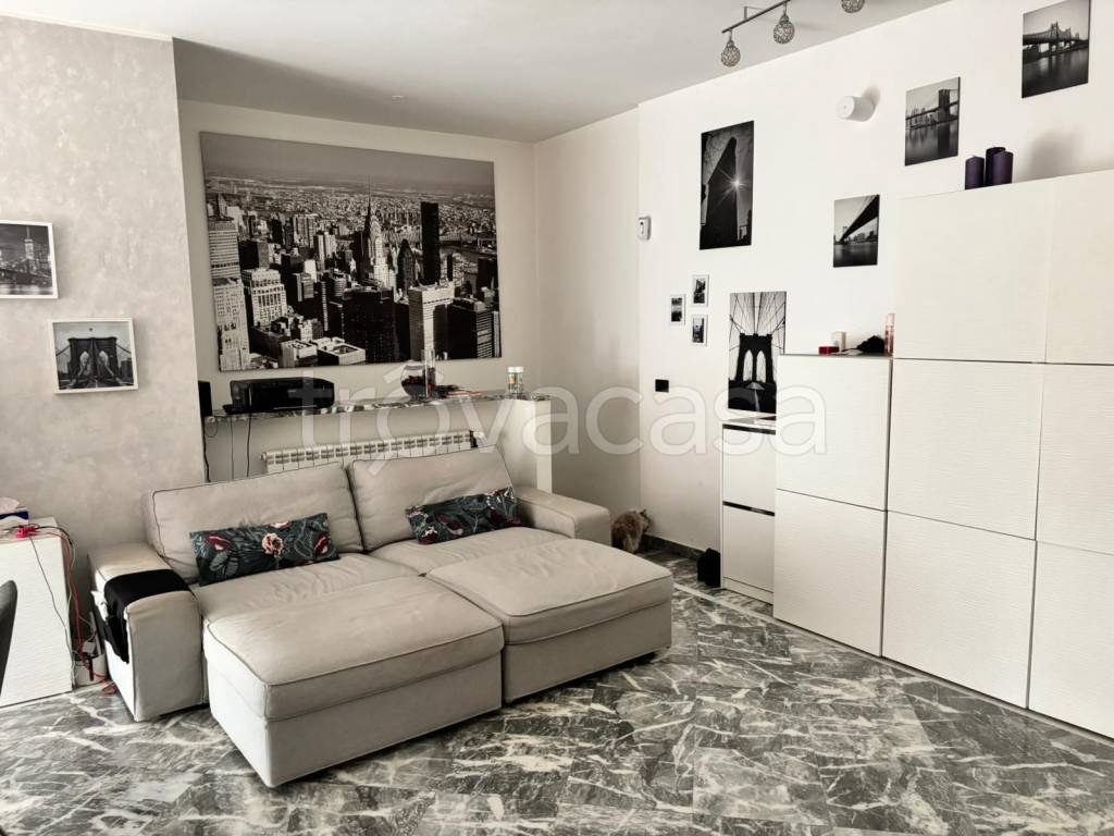 appartamento in vendita a Roma in zona Giuliano Dalmata