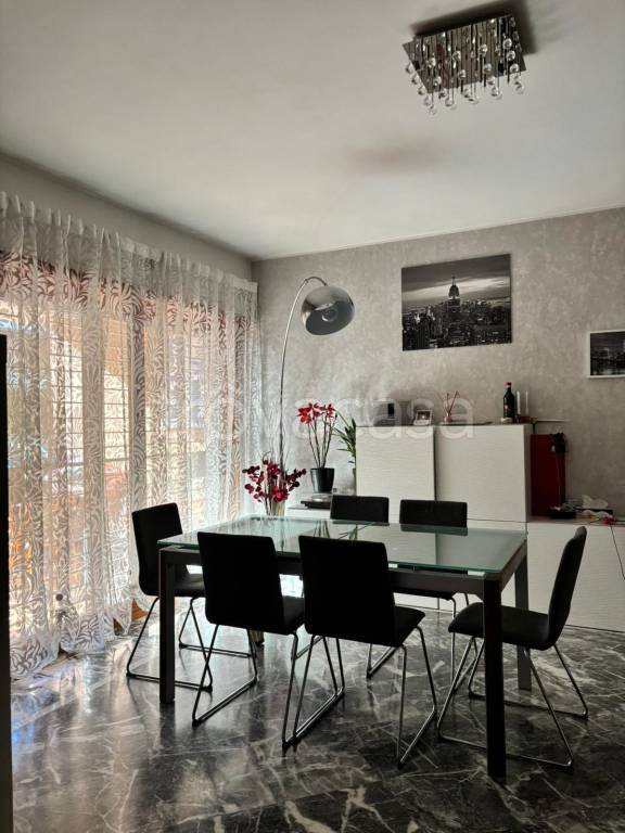 appartamento in vendita a Roma in zona Giuliano Dalmata